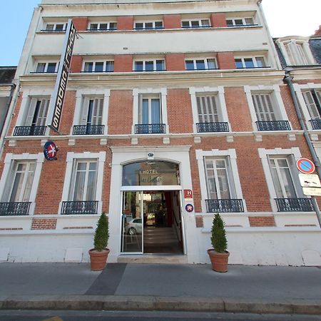 Hotel Des Cedres Орлеан Экстерьер фото